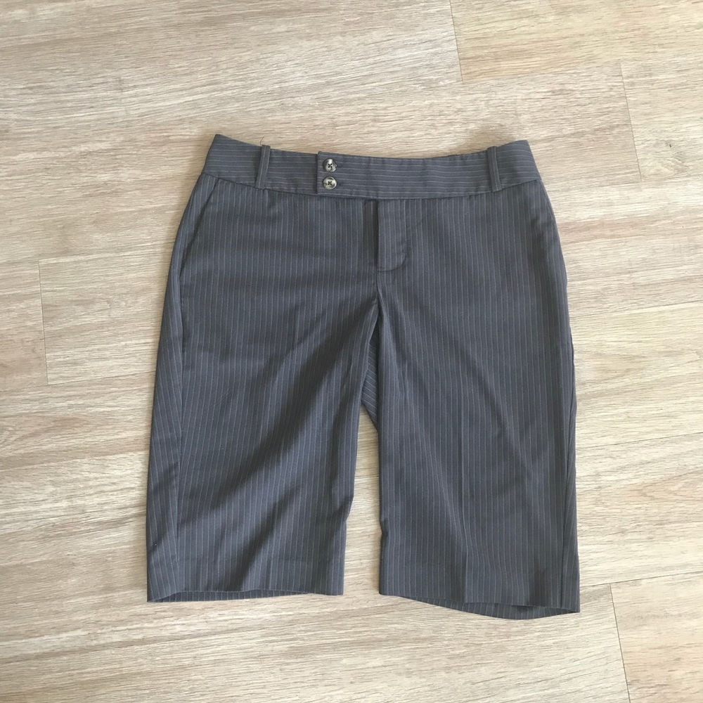 Mossimo stretch Pin-stripe shorts